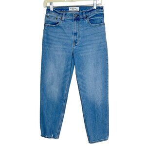 Abercrombie & Fitch the Mom High-rise cropped jeans waist 27” size 4S light wash